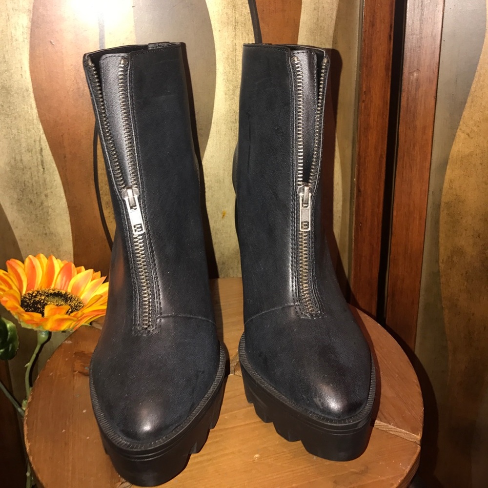 MIA Zip Front Ankle Platform Booties